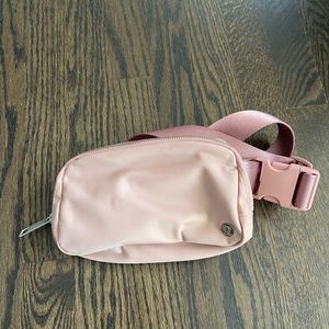 Lululemon belt bag blush pink